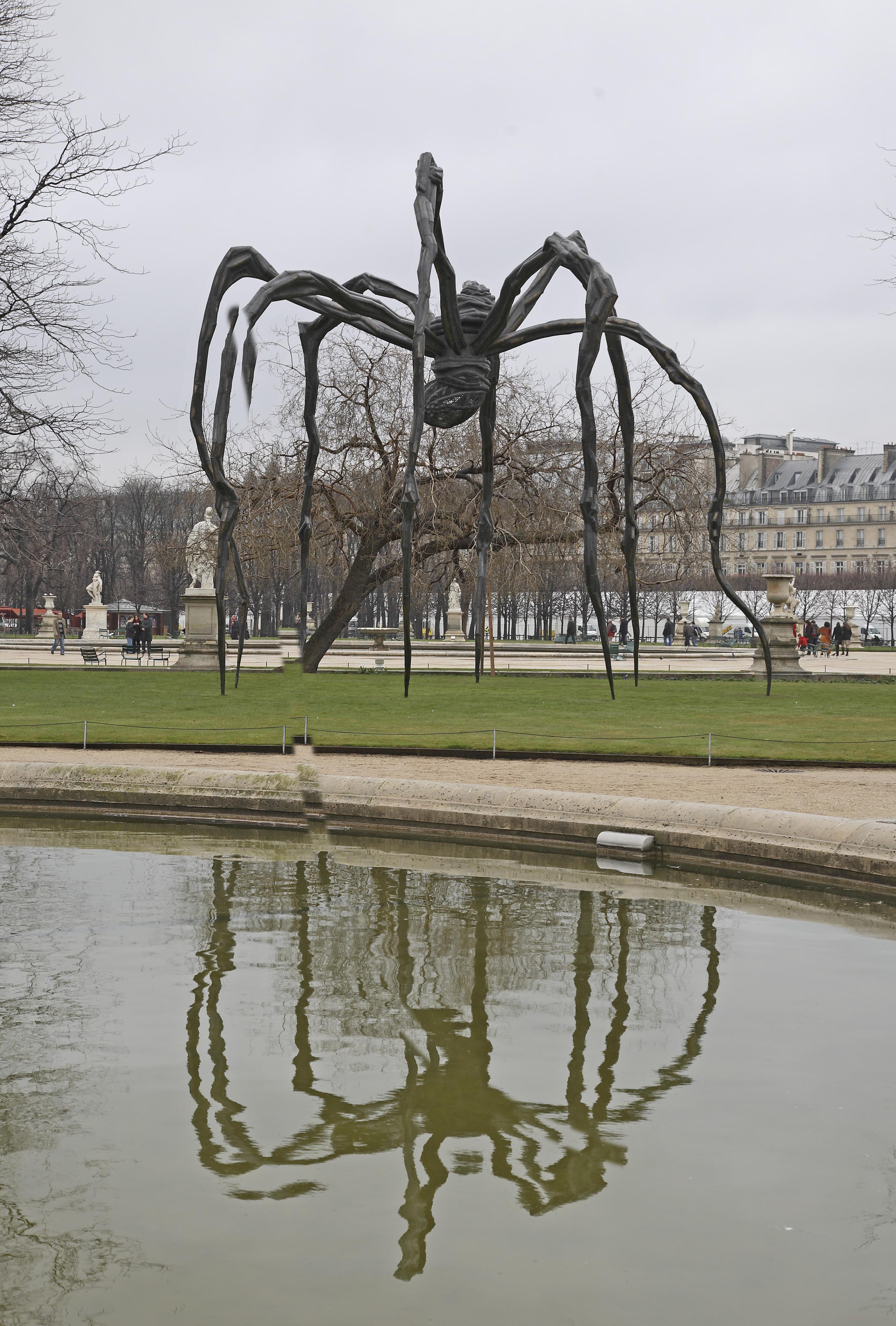 Louise Bourgeois: The Spider, the Mistress and the Tangerine (2008