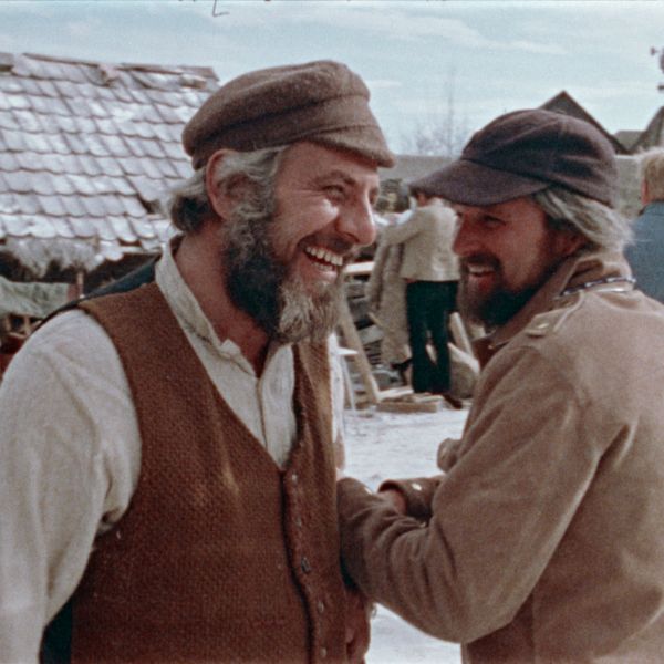 Director Norman Jewison (right) and star Tevye on the set of The Fiddler on the Roof. As seen in Fiddler’s Journey to the Big Screen. A film by Daniel Raim. A Zeitgeist Films release in association with Kino Lorber.