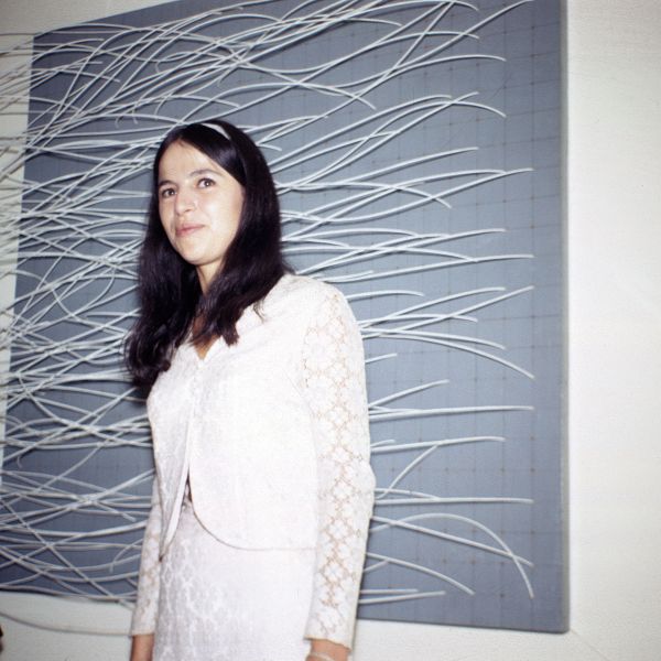 Eva Hesse at the opening reception for “Eccentric Abstraction” 1966. Photo Norman Goldman. Eva Hesse. A film by Marcie Begleiter. A Zeitgeist Films release.